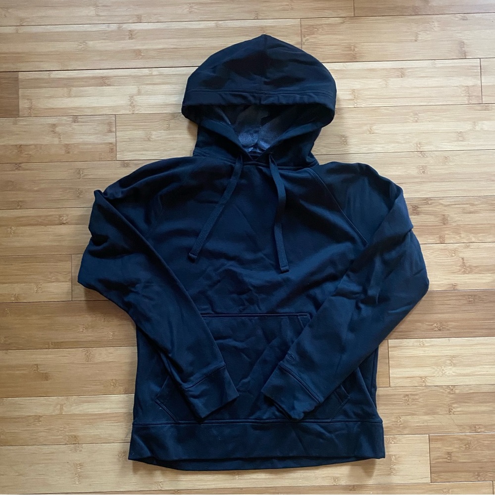 BLACK CHAMPION HOODIE.